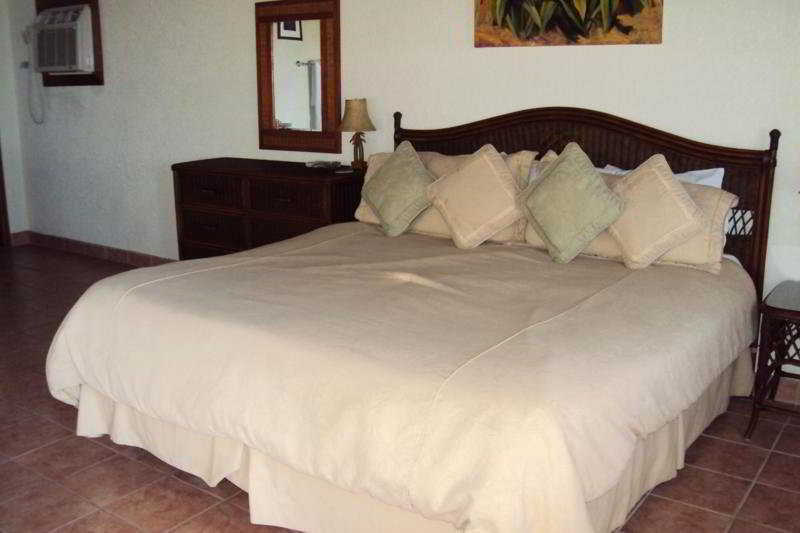 Exotic Caye Beach Resort San Pedro  Extérieur photo