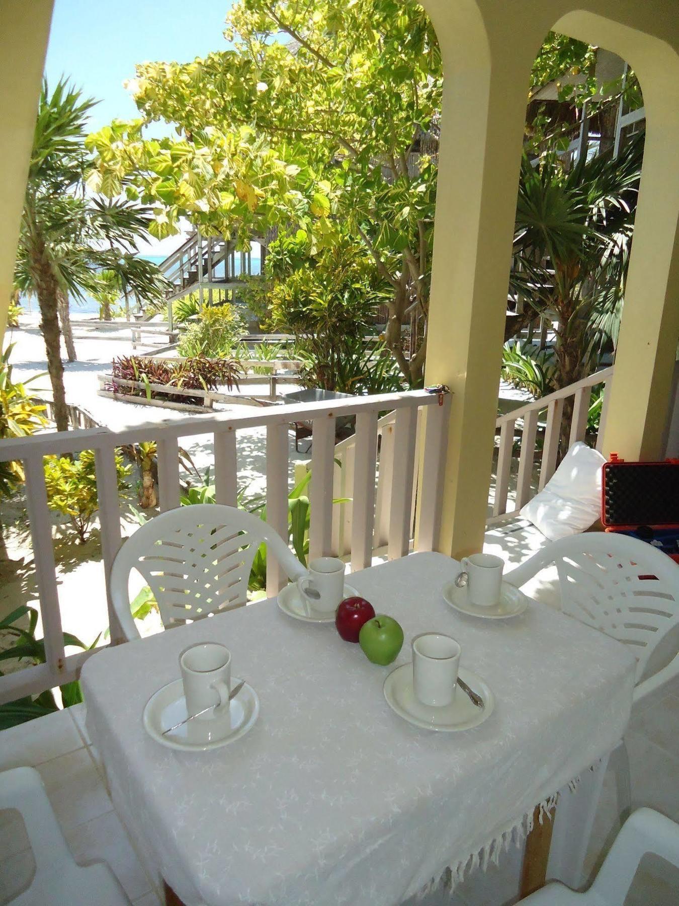 Exotic Caye Beach Resort San Pedro  Extérieur photo