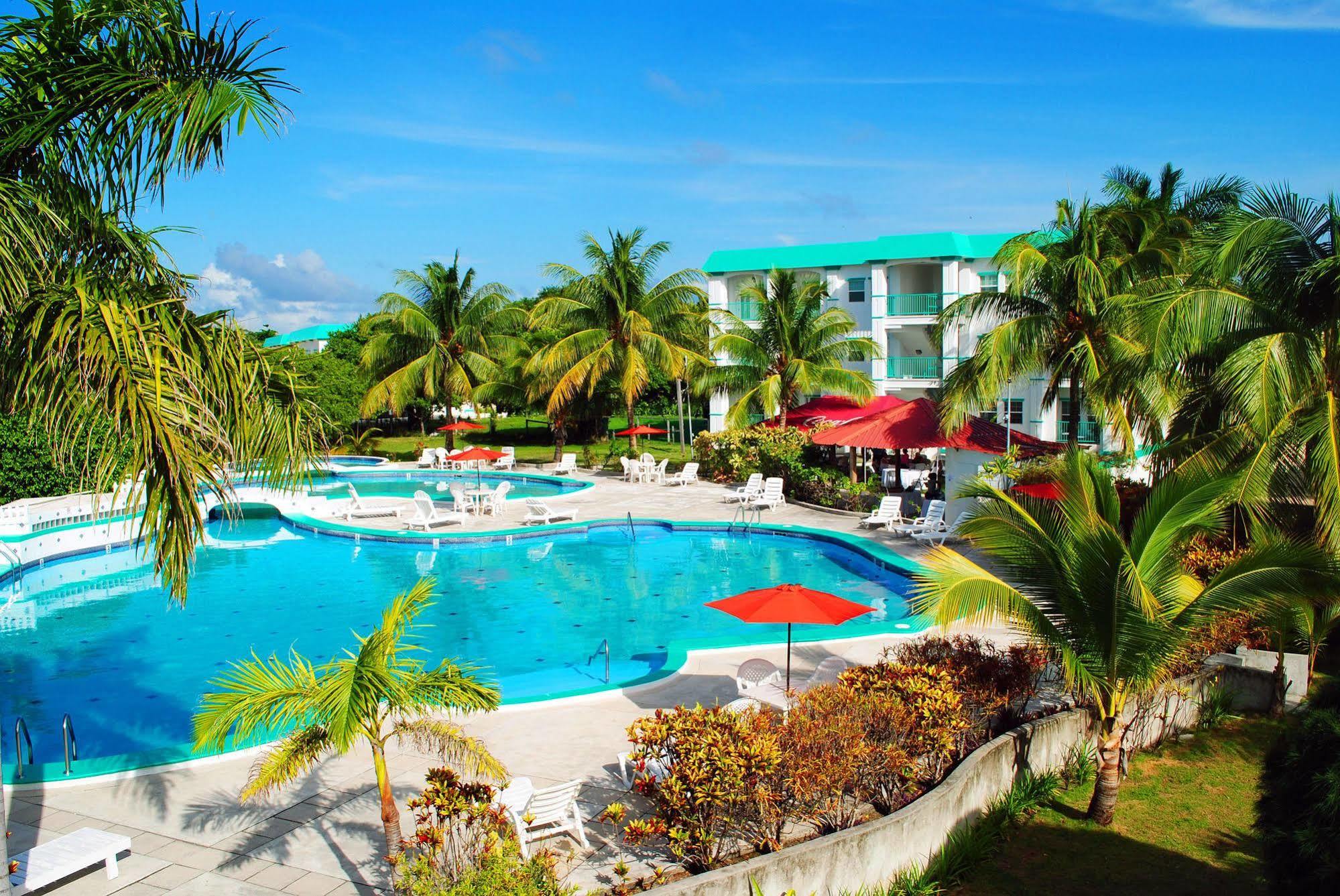 Exotic Caye Beach Resort San Pedro  Extérieur photo