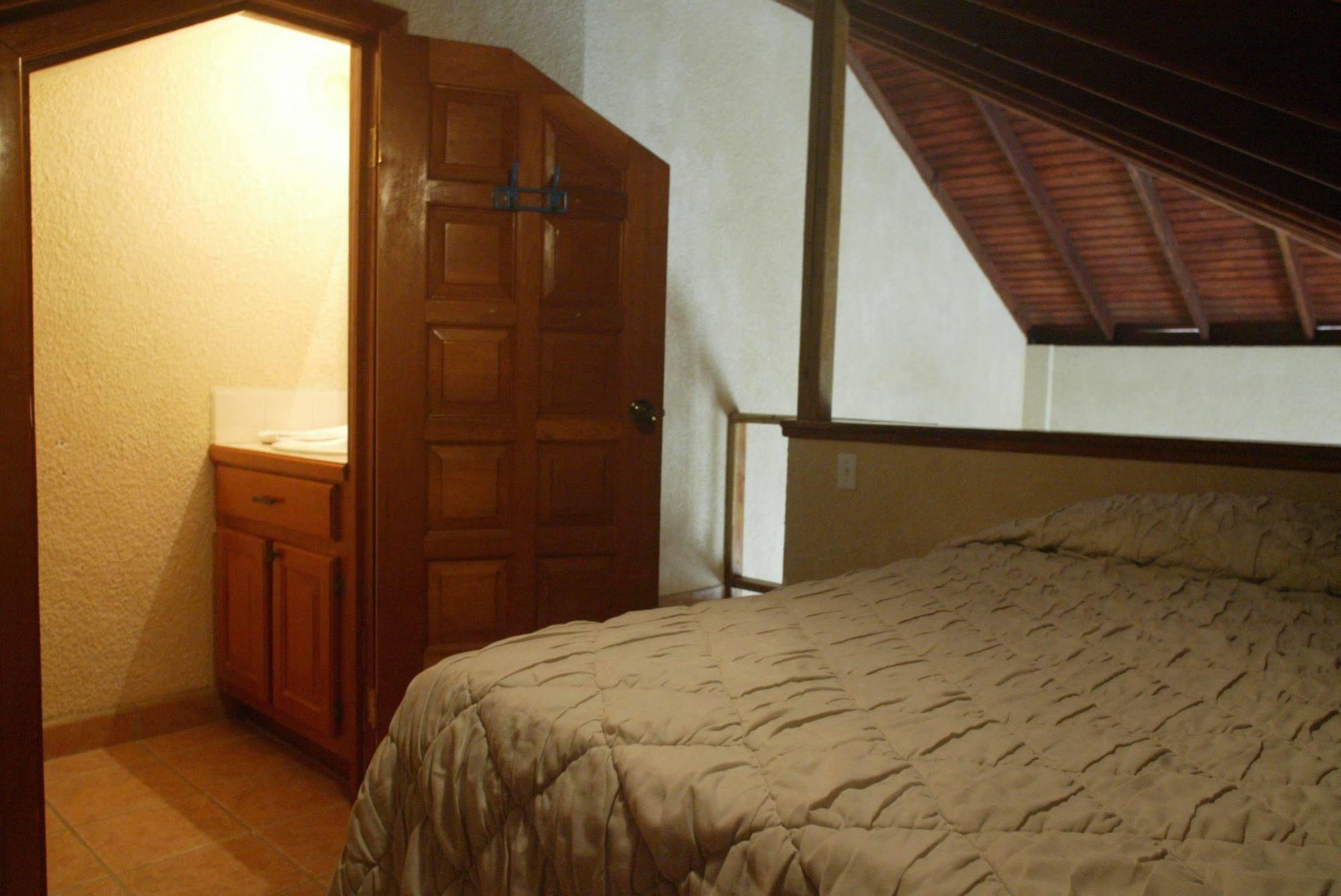 Exotic Caye Beach Resort San Pedro  Extérieur photo